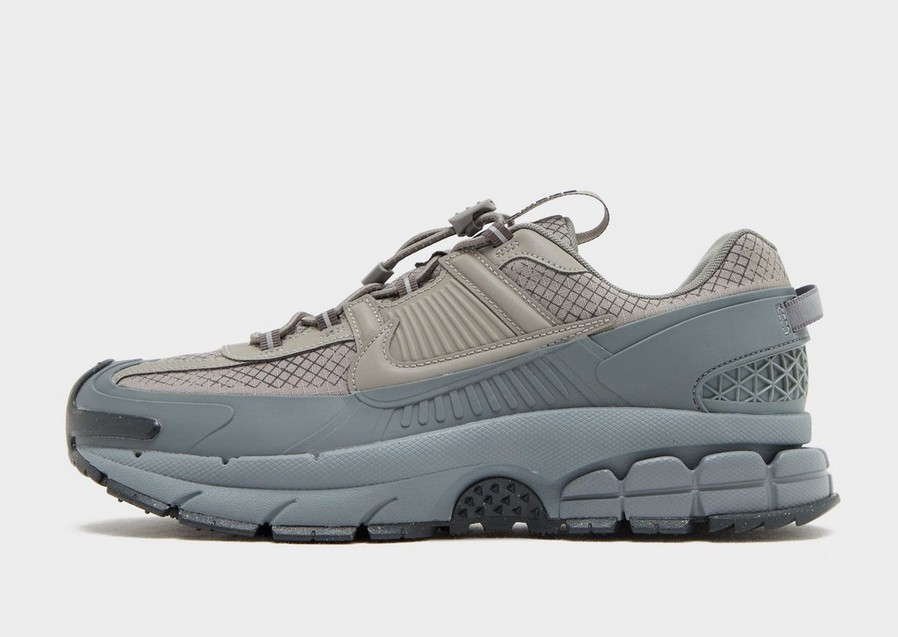 Sneakers NIKE ZOOM VOMERO ROAM REFLT HV6901-001 • Gri • Bărbați