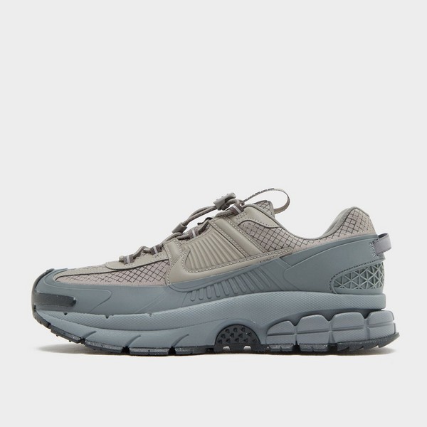 NIKE ZOOM VOMERO ROAM REFLT
