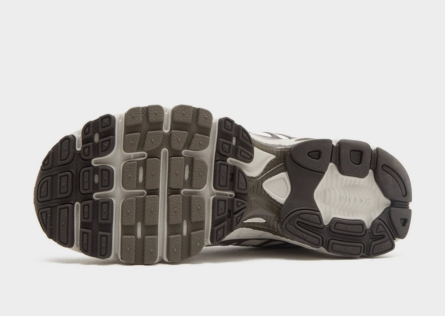 Adidași de damă NIKE W AIR MAX MOTO 2K IO1915-030 Bej
