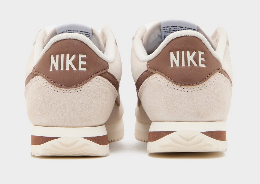 Adidași de damă NIKE W CORTEZ SUEDE IB1857-100 Bej
