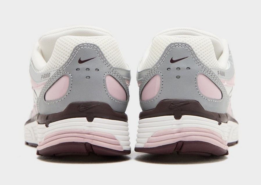 Adidași de damă NIKE W P-6000 SE EMEA IM6026-121 Alb