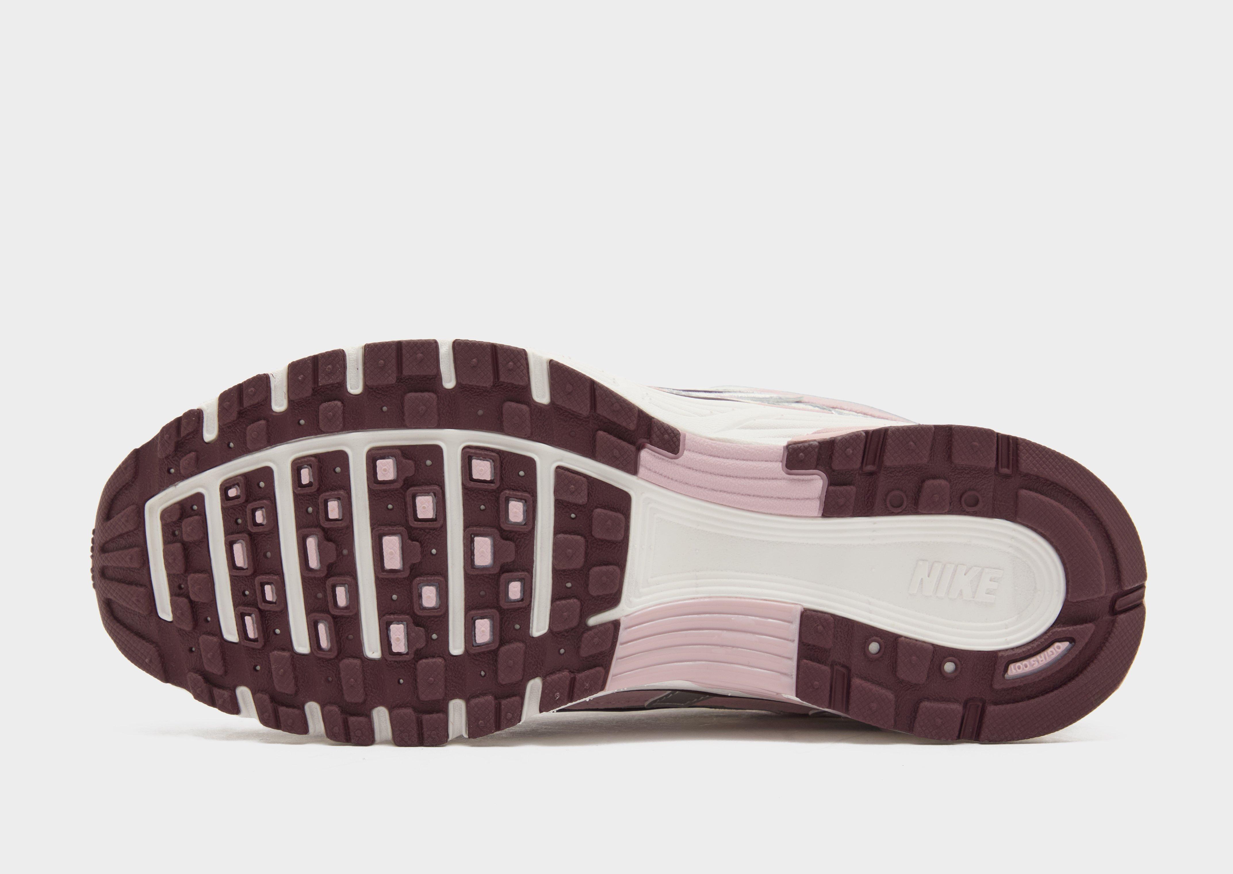 Dámske tenisky NIKE W P-6000 SE EMEA IM6026-121 Biela