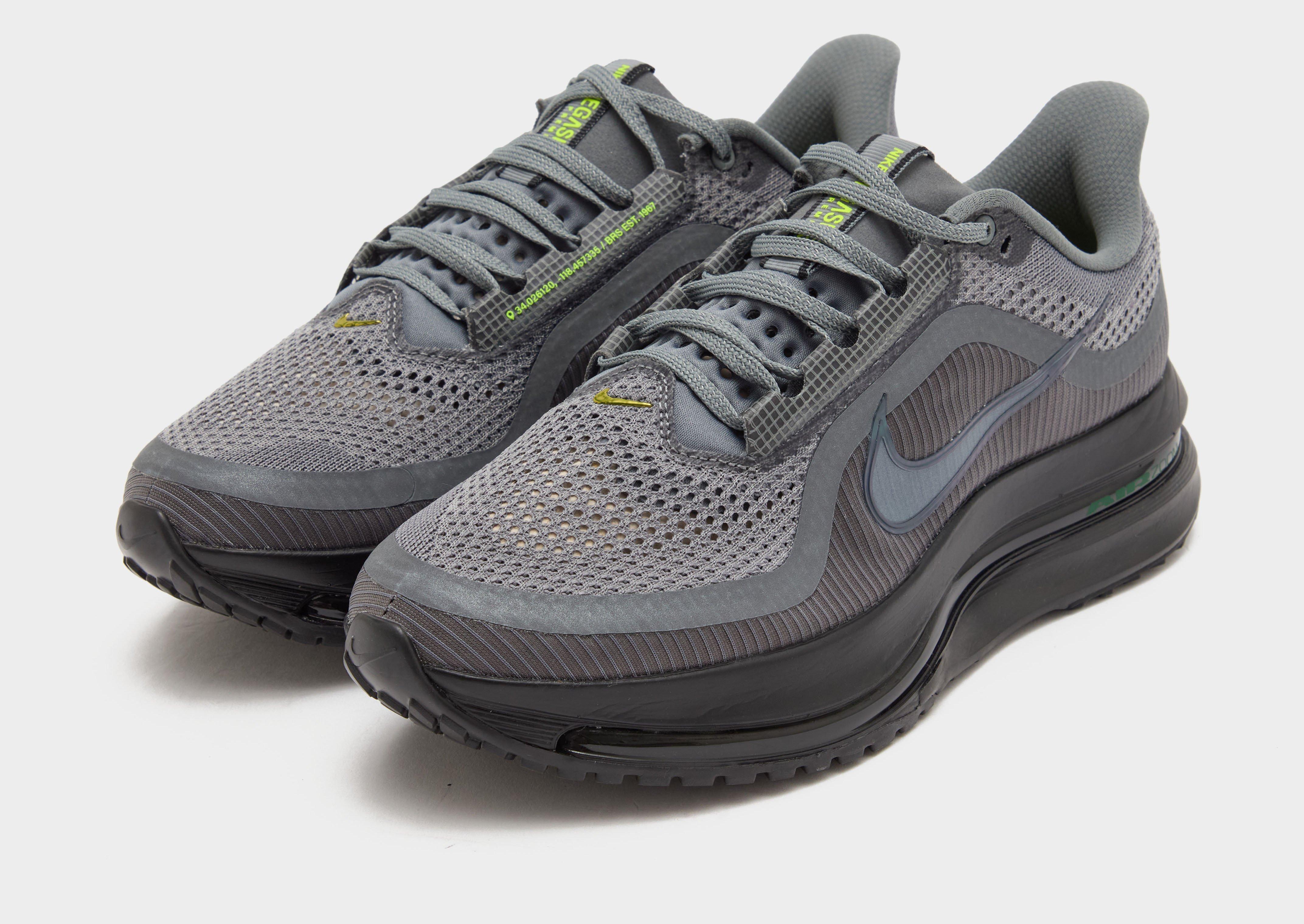 Мъжки обувки за бягане NIKE PEGASUS PREMIUM HQ2592-012 Сив