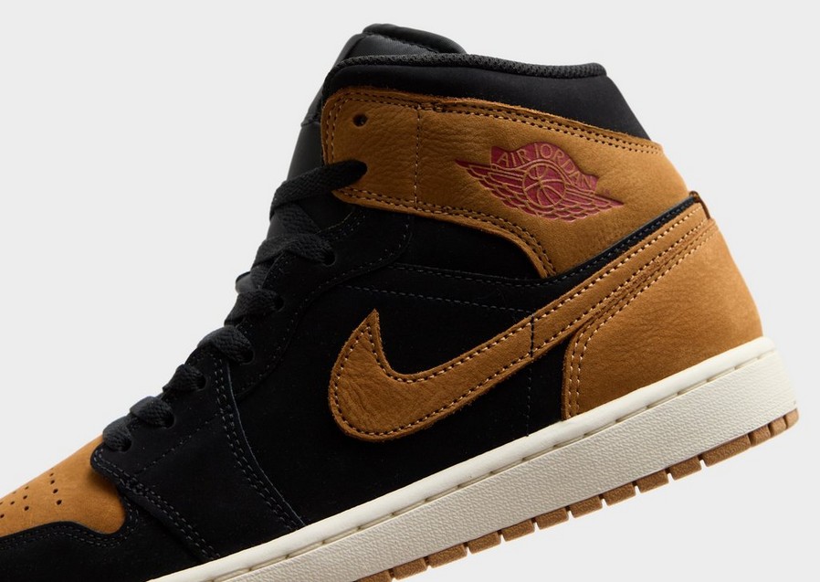 Adidași pentru bărbați AIR JORDAN 1 MID SE  HV4091-002 Negru
