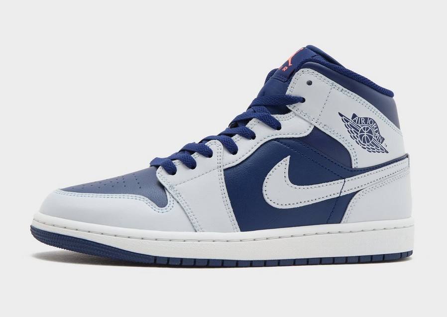Adidași pentru bărbați AIR JORDAN 1 MID DQ8426-403 Gri