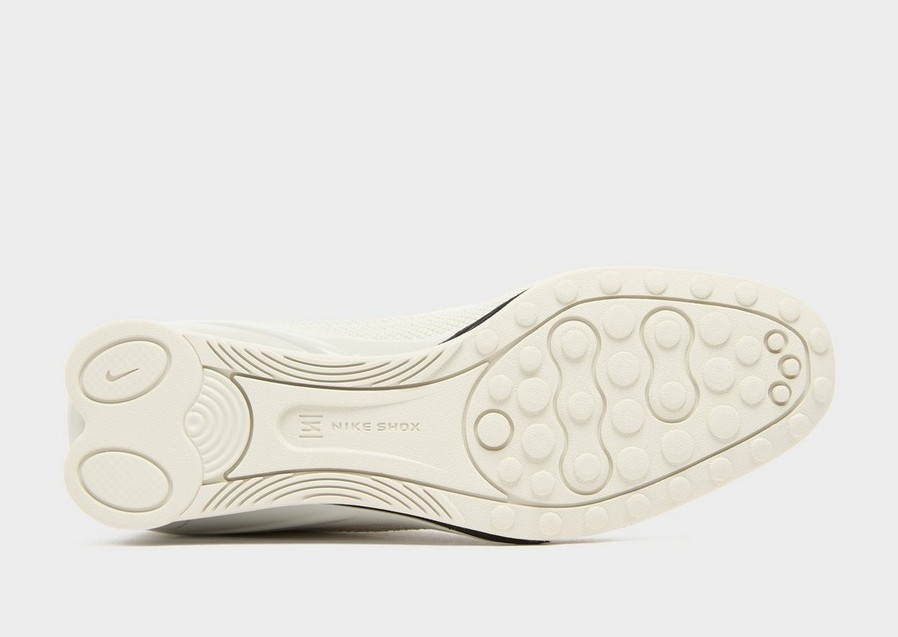 Adidași de damă NIKE W SHOX Z HQ7540-004 Bej