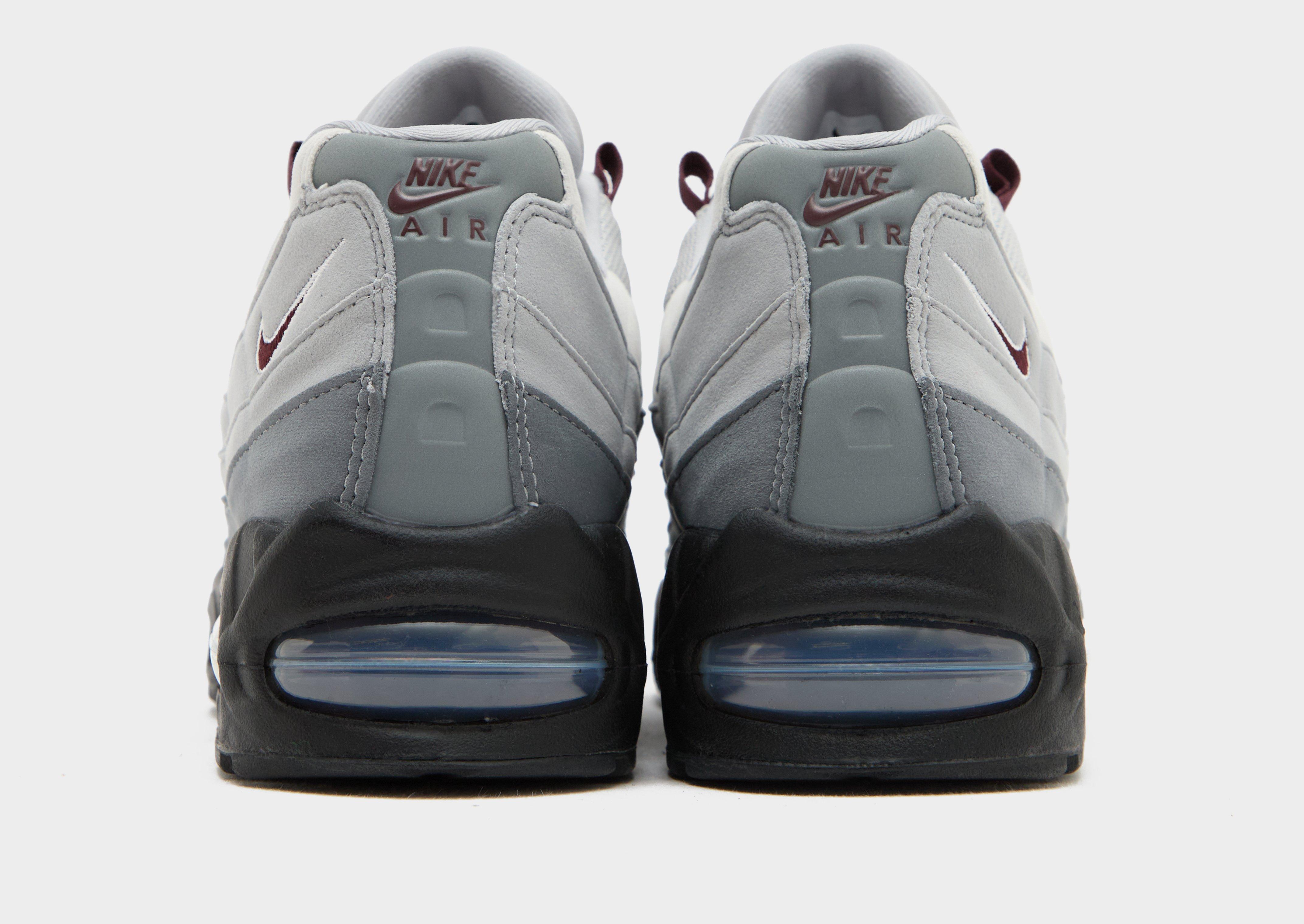 Дамски обувки NIKE W AIR MAX 95 IM6016-084 Сив