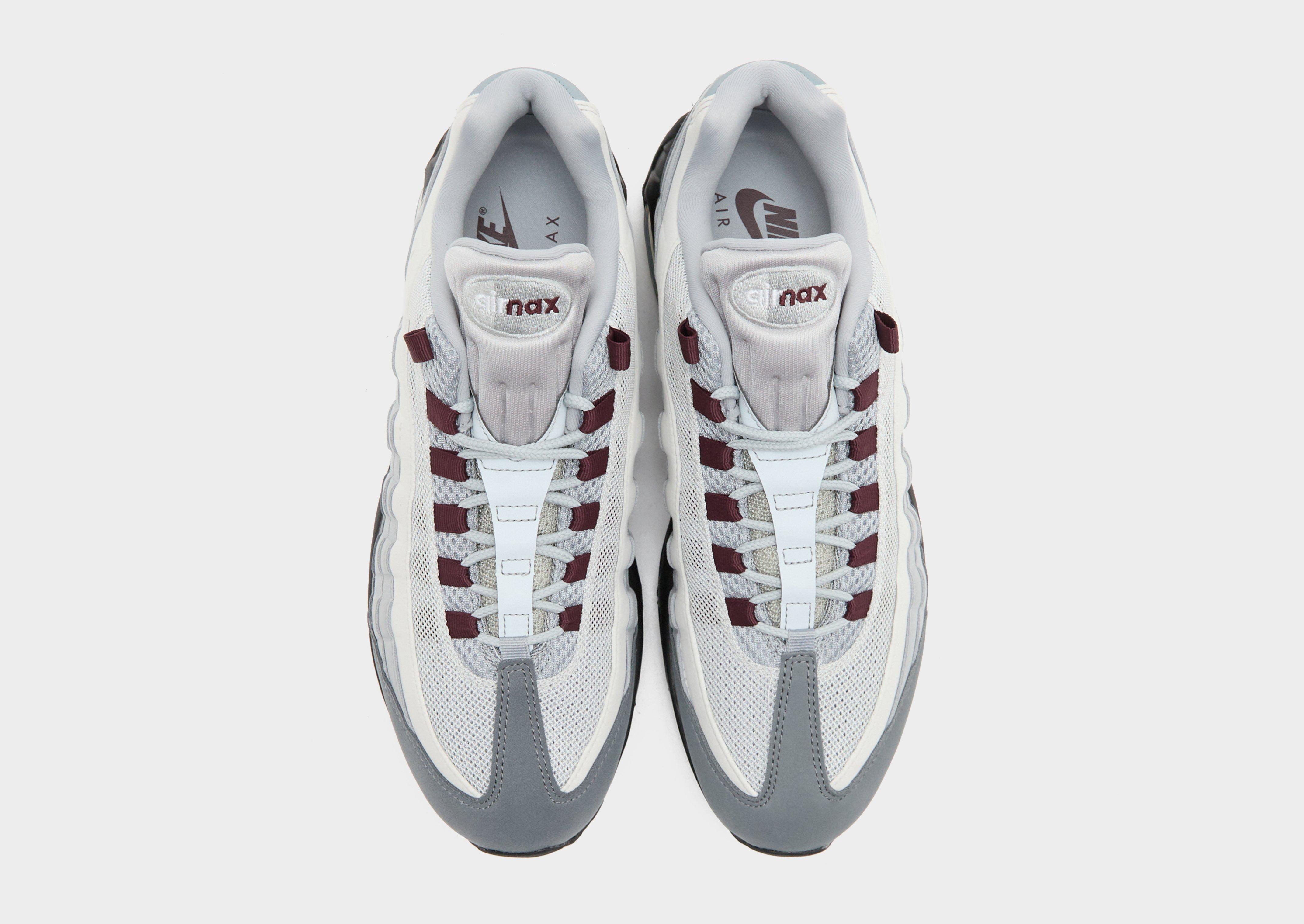 Дамски обувки NIKE W AIR MAX 95 IM6016-084 Сив
