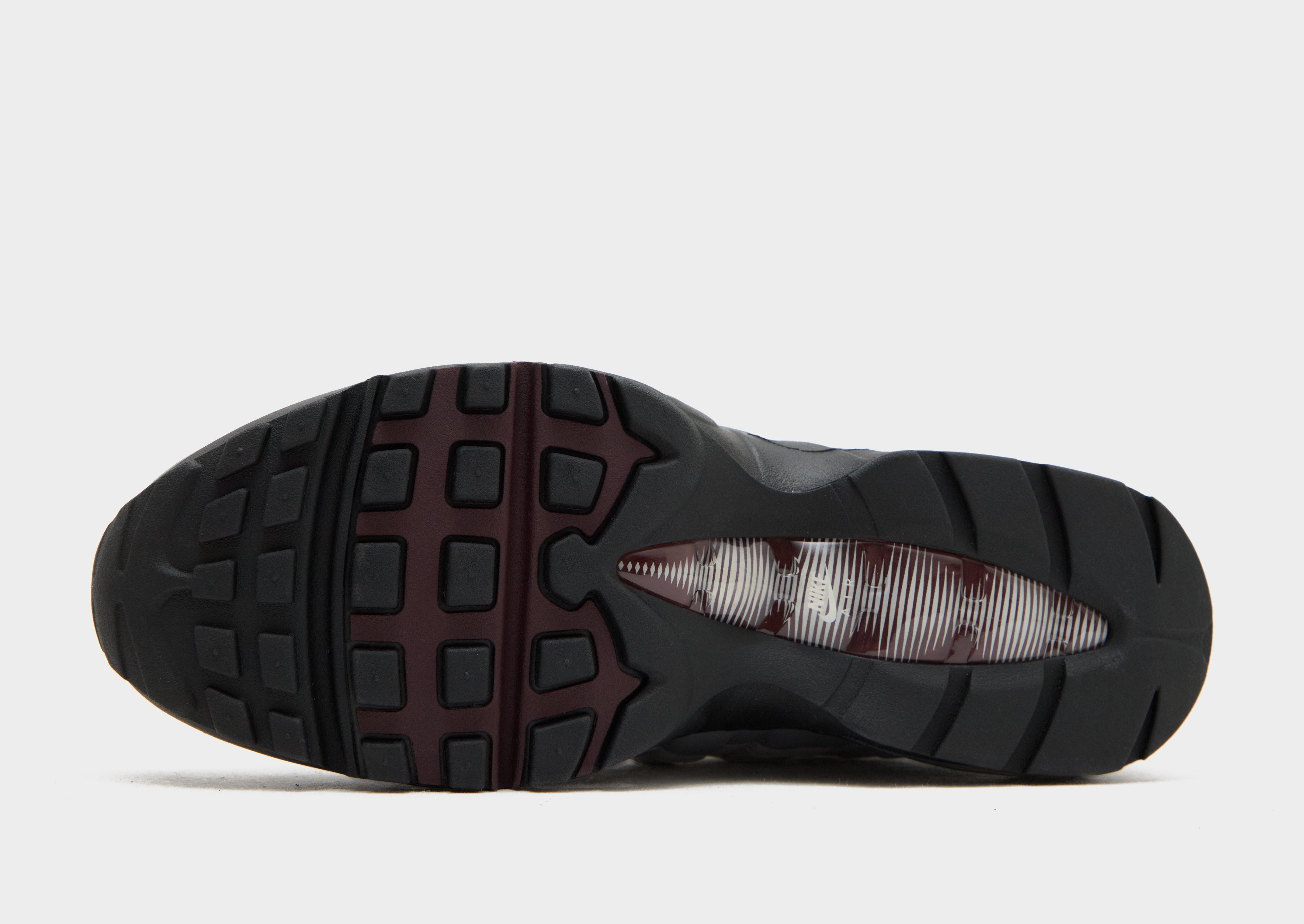 Дамски обувки NIKE W AIR MAX 95 IM6016-084 Сив