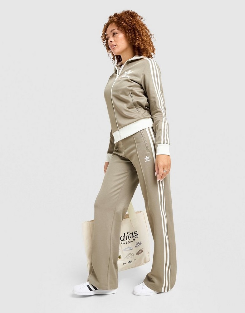 Pantaloni pentru femei ADIDAS PANTALONI  CLASSIC TP KH2343 Kaki