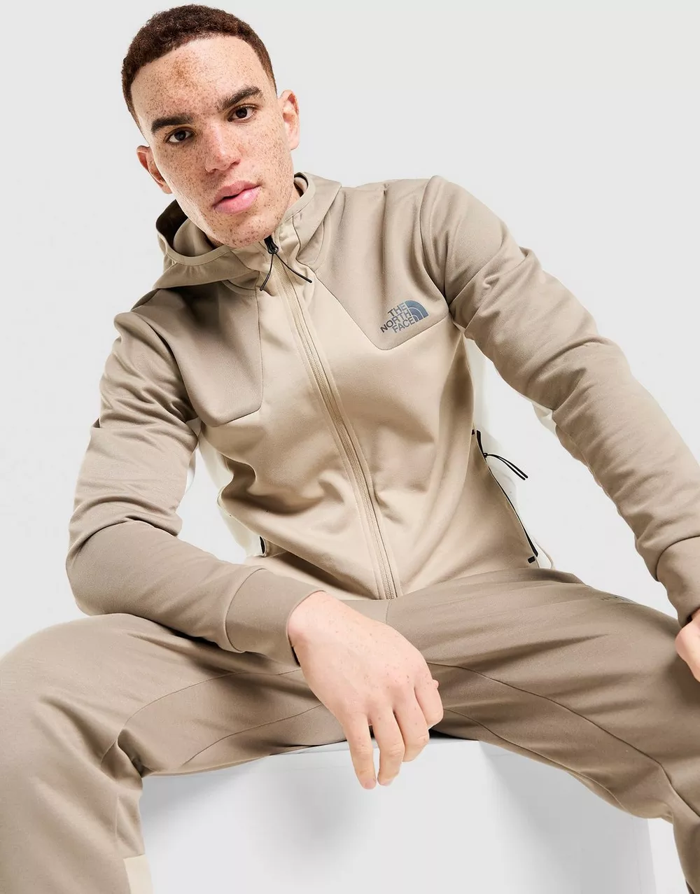 THE NORTH FACE КОФТА НА БЛИСКАВЦІ   З КАПЮШОНОМ M KAVEH, фото 1 з 5