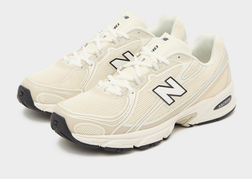 New Balance 740