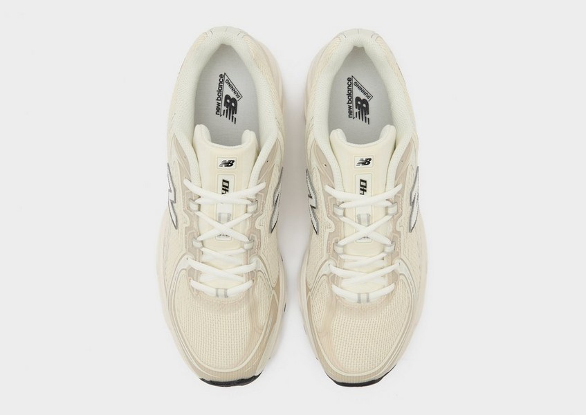 New Balance 740