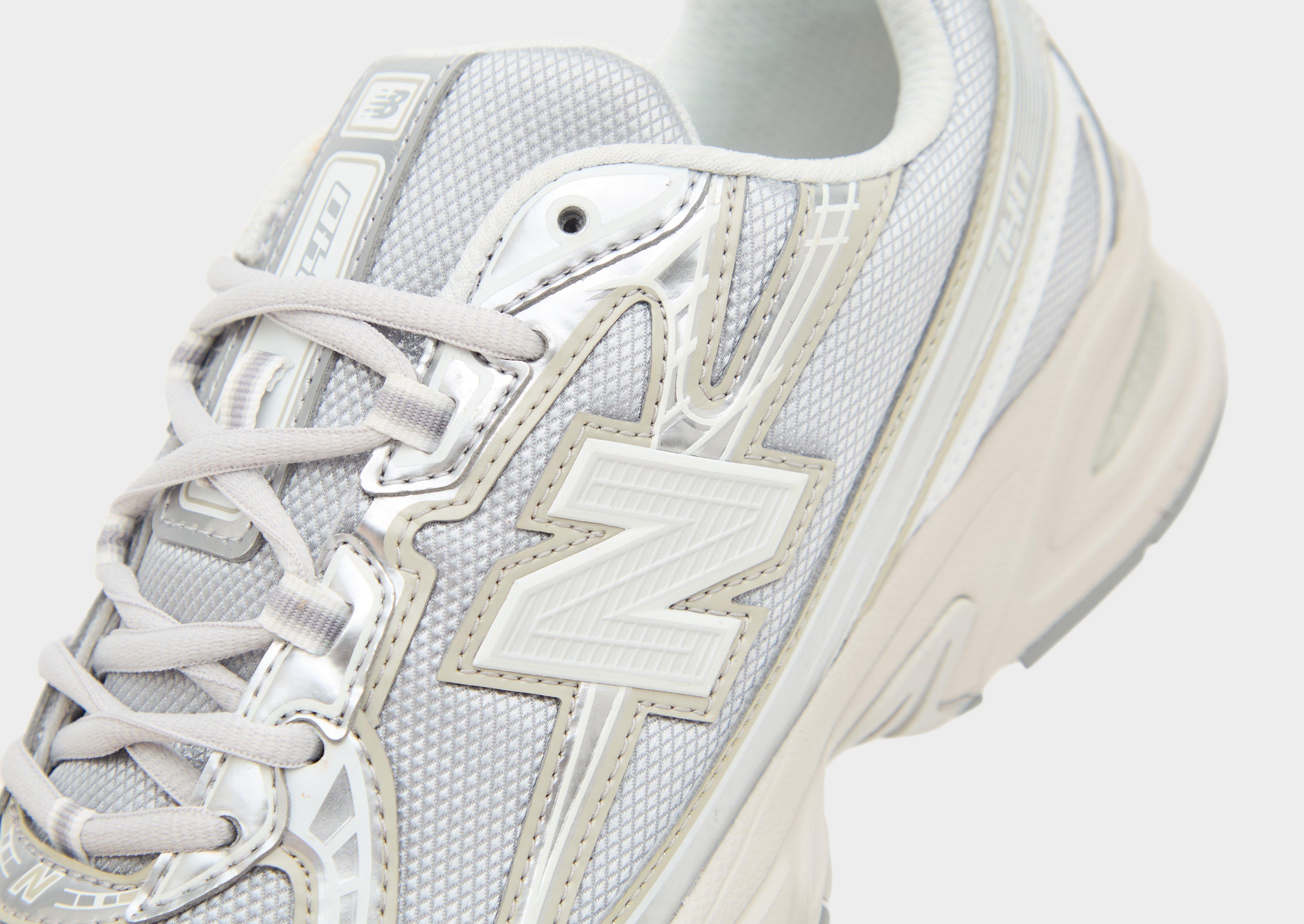 New Balance U 740 V2