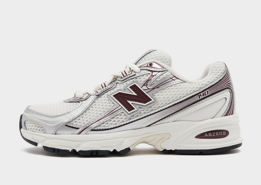 New Balance 740