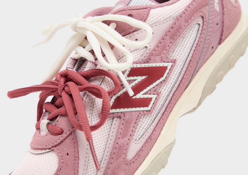 New Balance 204L