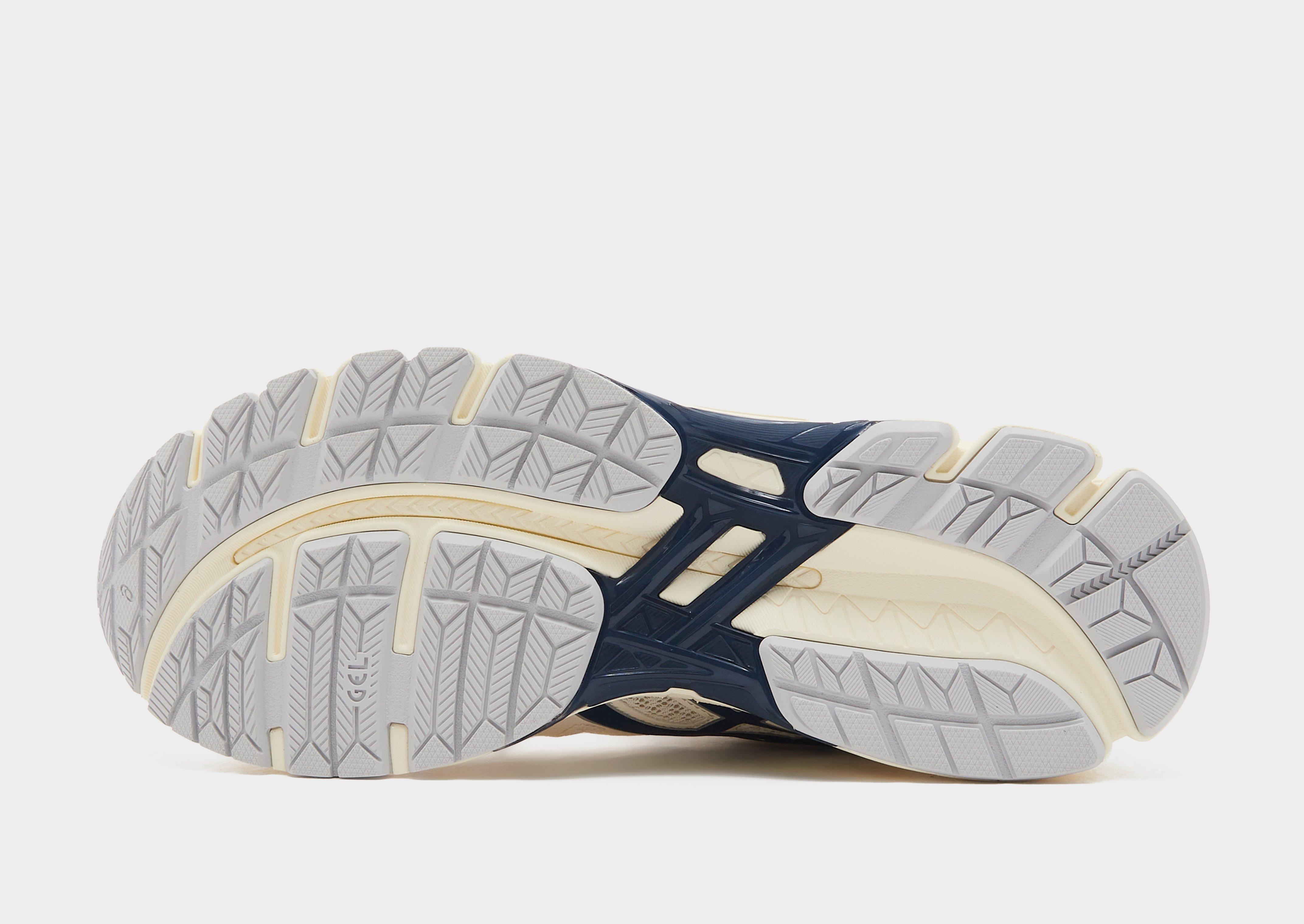 Adidași pentru bărbați ASICS GEL-KAYANO 20 1203A388-104 Bej