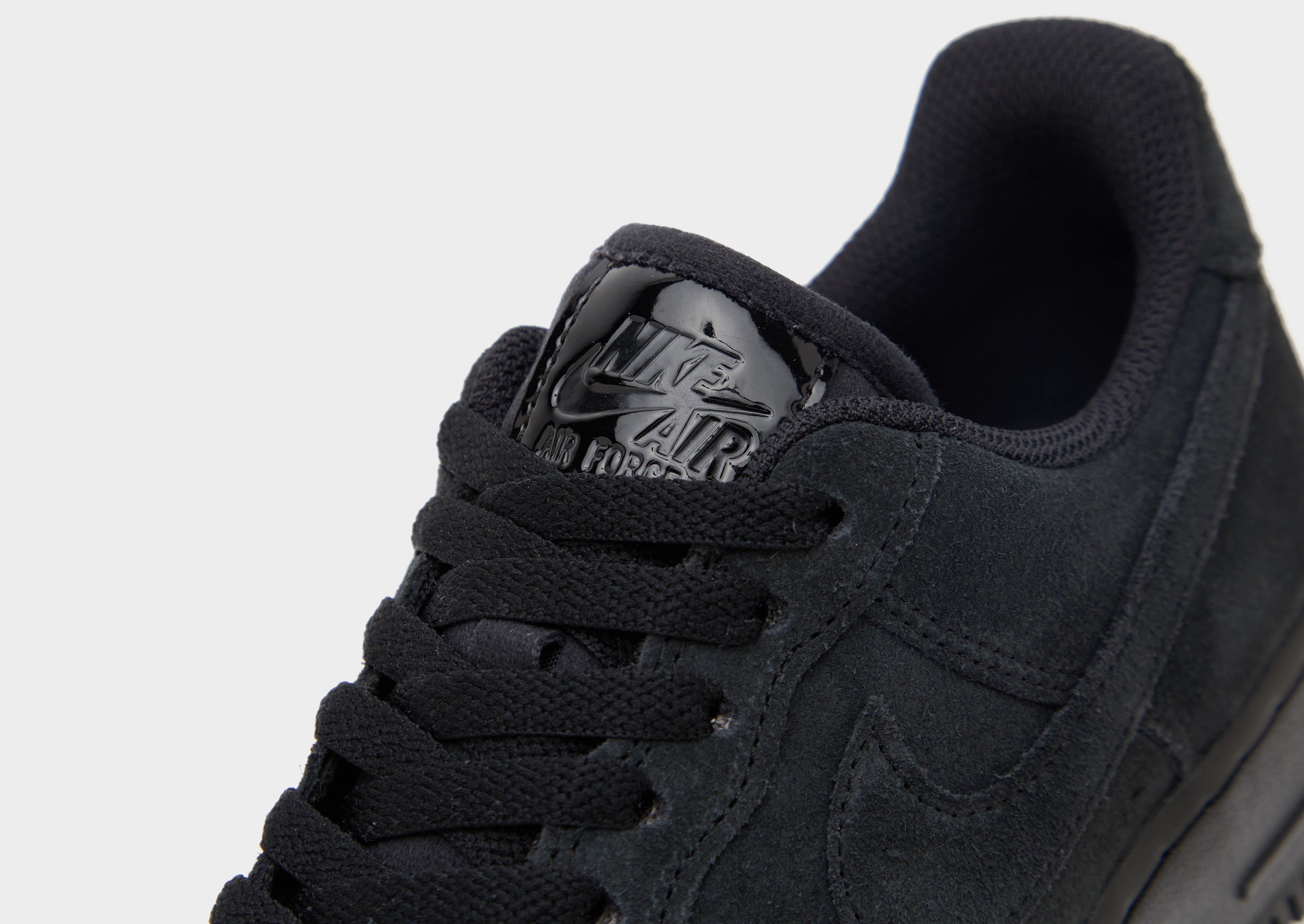 Női sneakers NIKE WMNS AIR FORCE 1 '07 DK IQ7575-010 Fekete