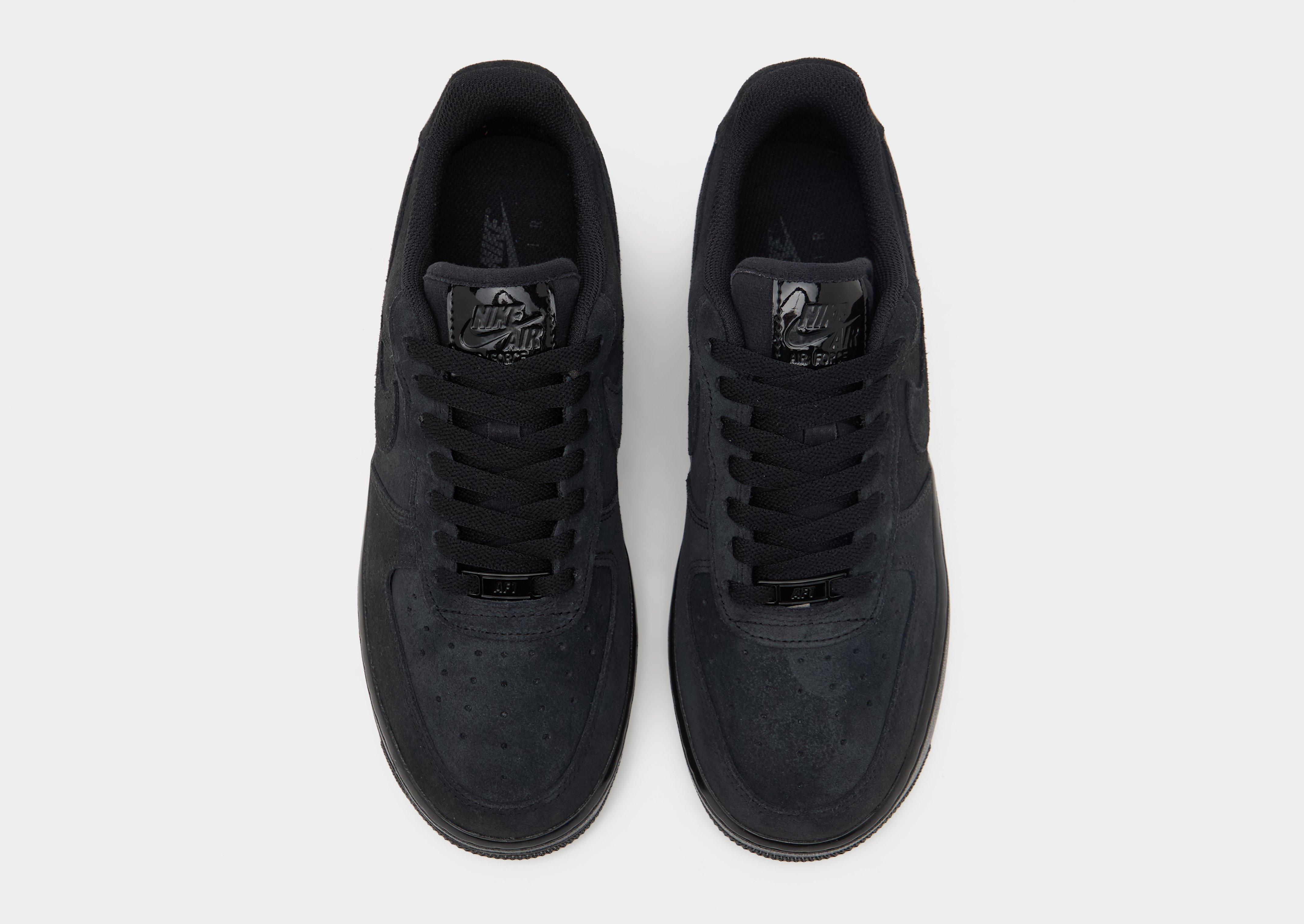 Női sneakers NIKE WMNS AIR FORCE 1 '07 DK IQ7575-010 Fekete