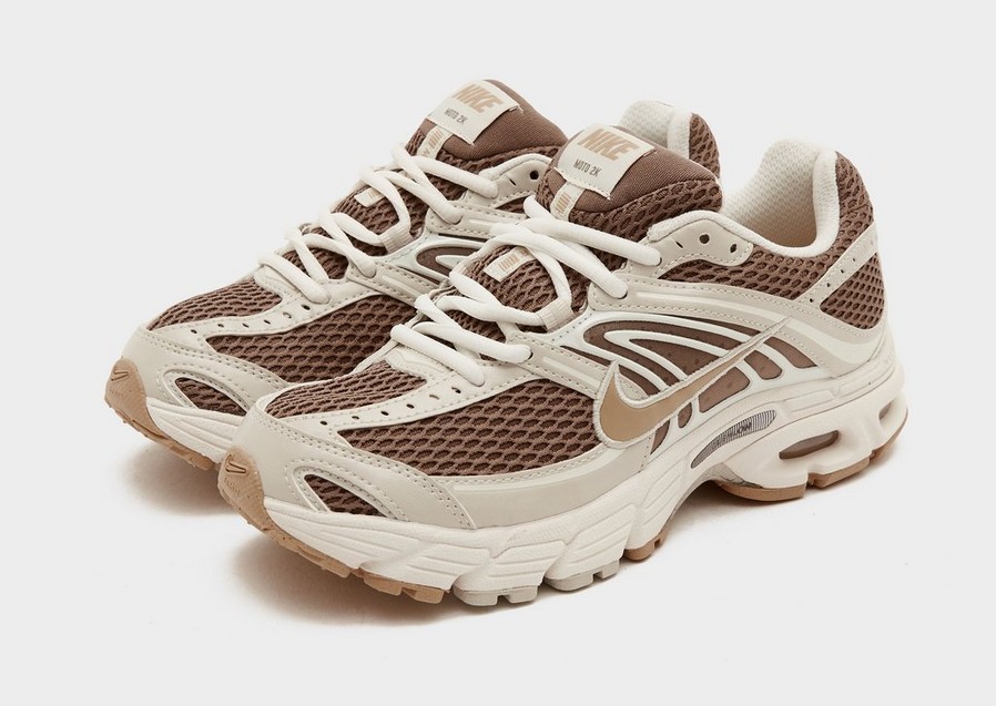 CV03 ② NIKE W AIR MAX MOTO 2K JDS IQ0278-214 Moterims - spalva Rusva - JD