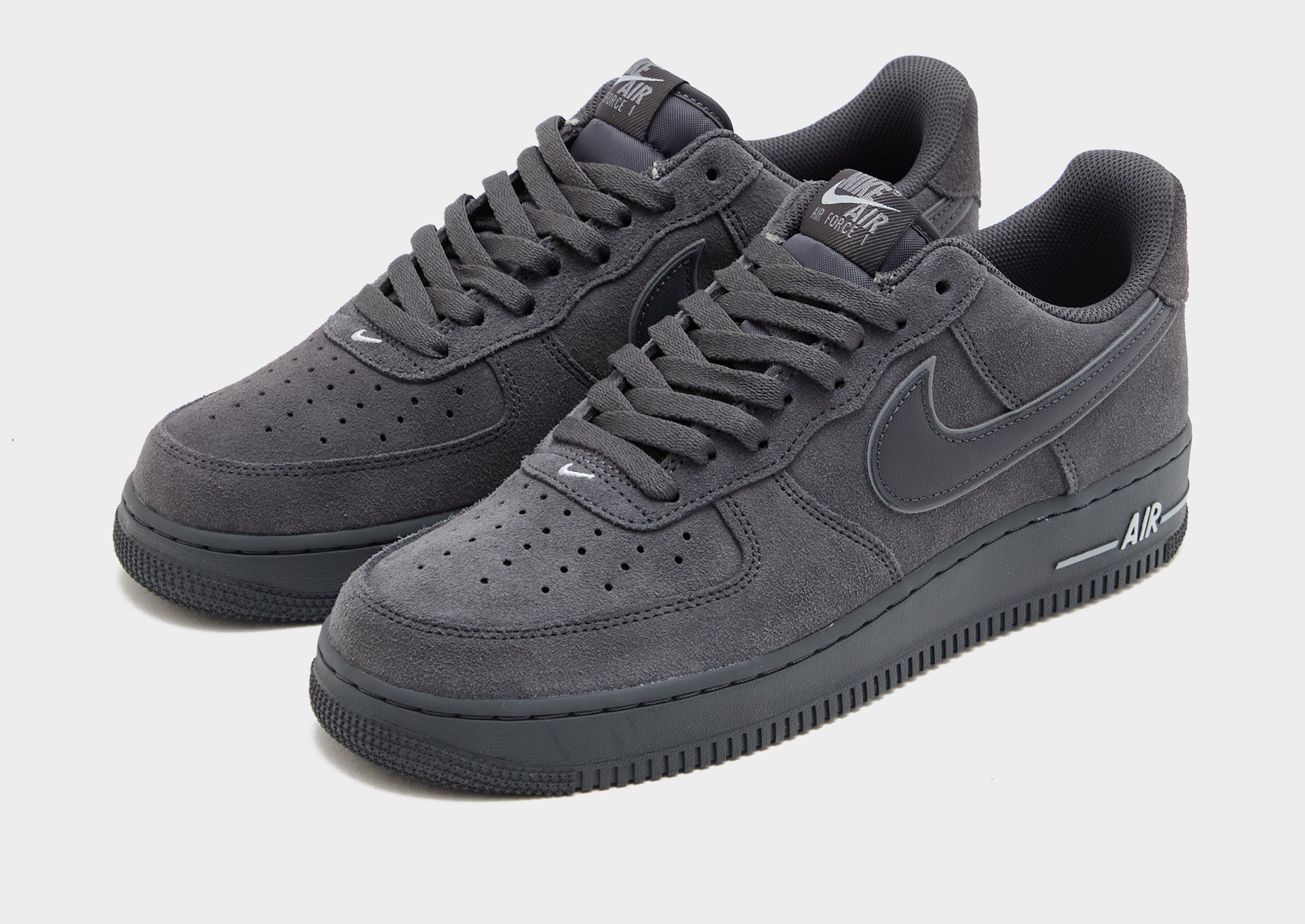Nike Air Force 1 ’07 Lv8