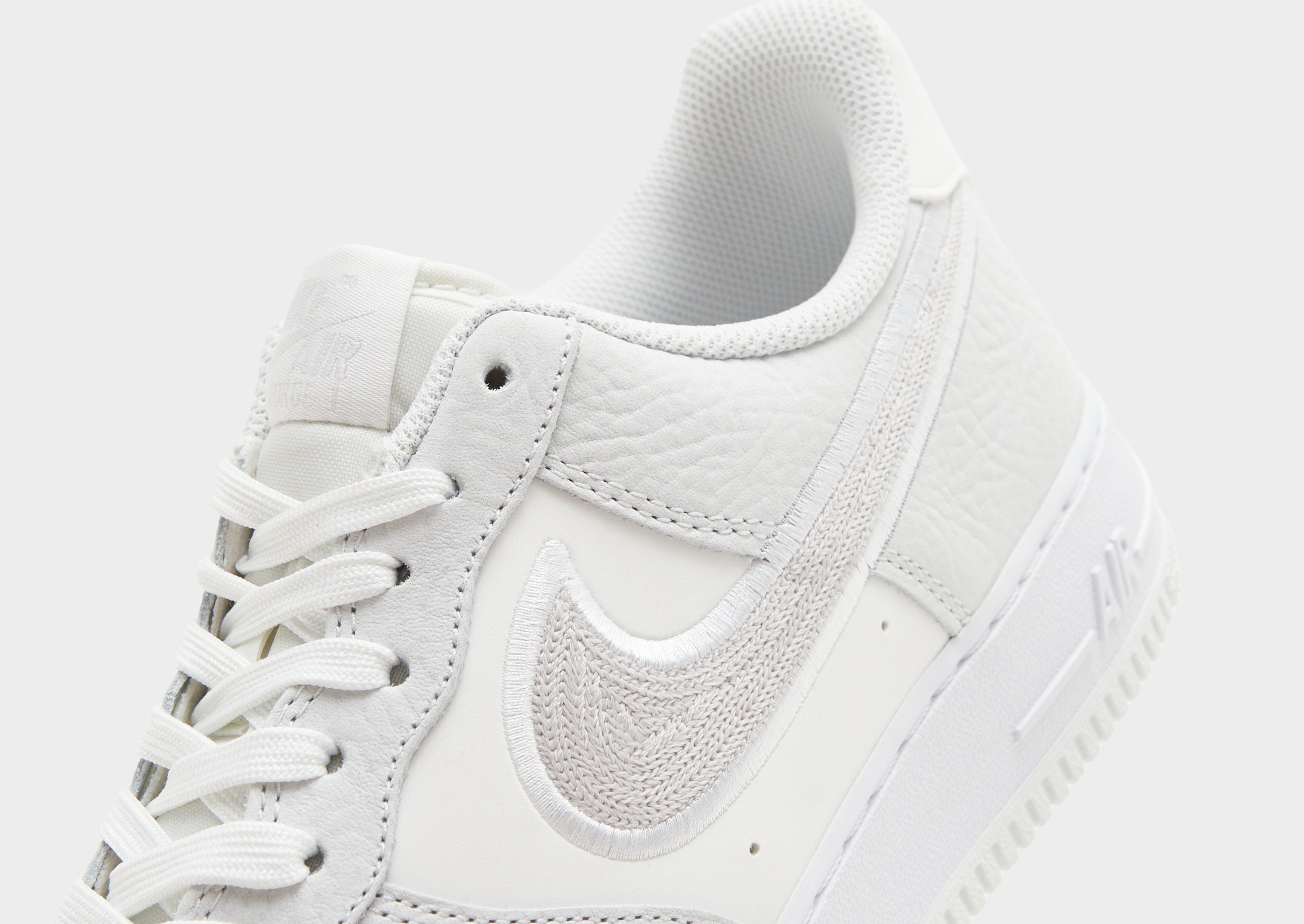 Muške tenisice NIKE AIR FORCE 1 '07 LV8  IB6842-100 siva