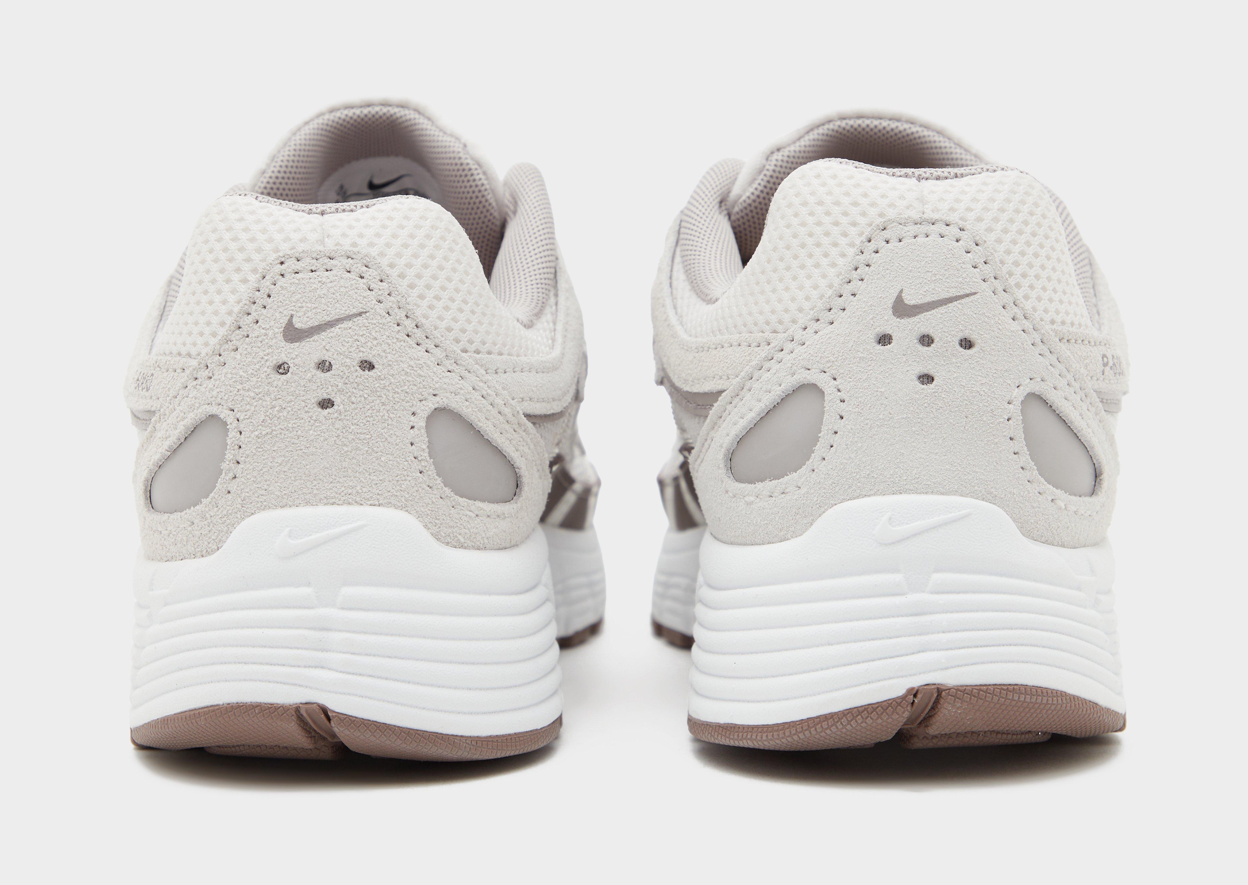 Buty sneakersy dla dzieci NIKE P-6000 BG IQ0319-030 Beżowy