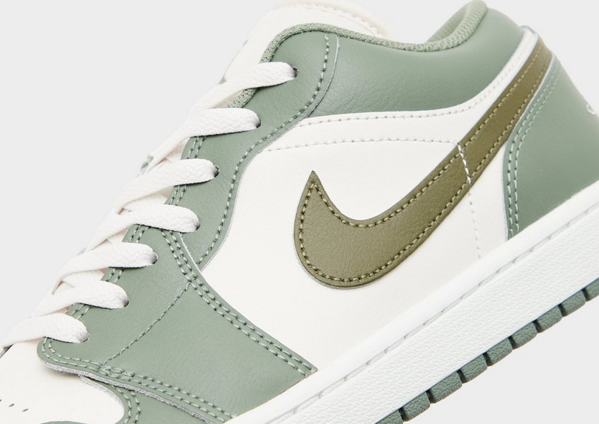 Air Jordan 1 Low