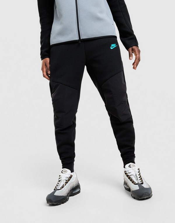 Nike Nohavice Tech Fleece Jogger