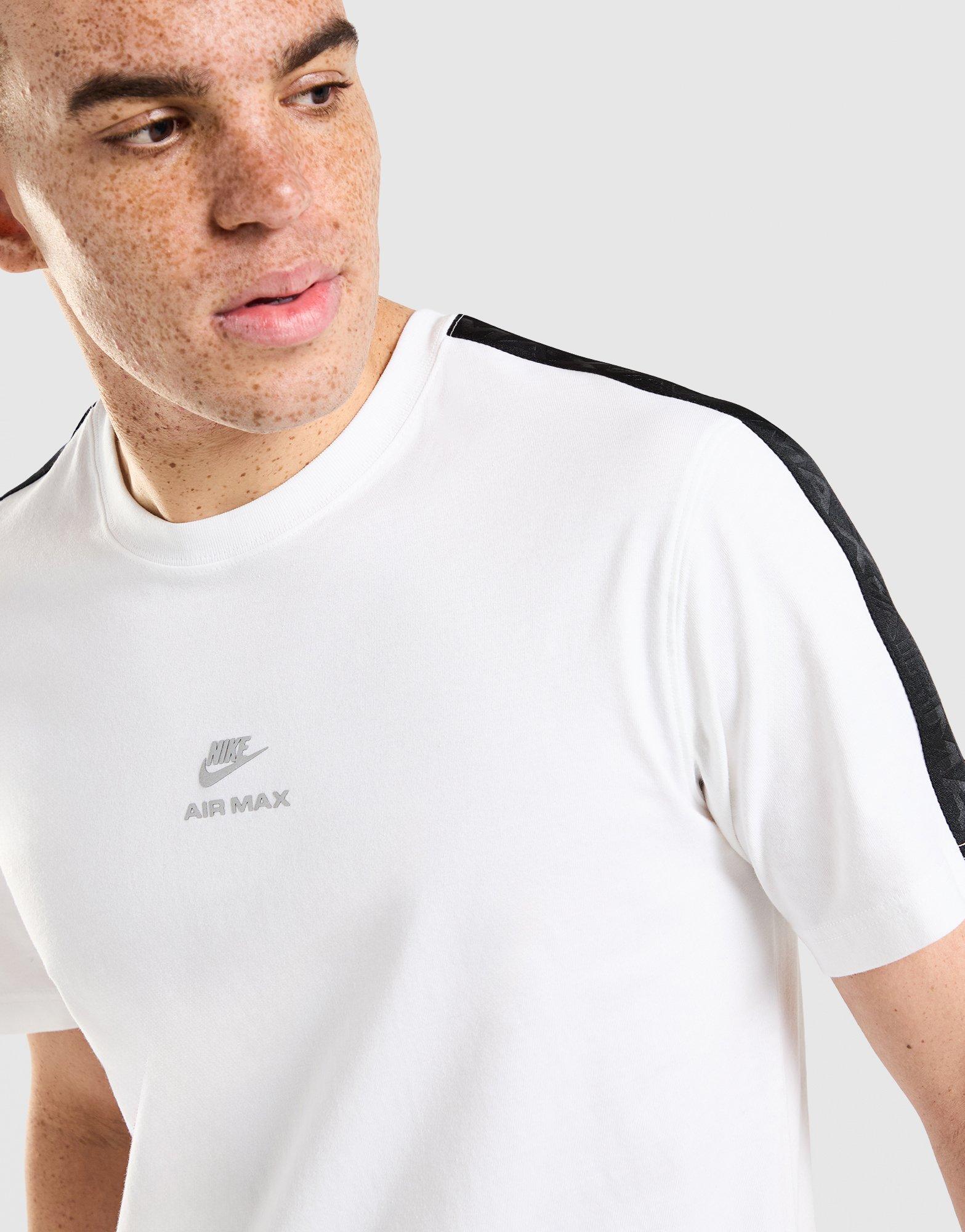 Чоловічі футболки NIKE ФУТБОЛКА M NSW AIR MAX SS TEE TAPE IO1054-100 Білий