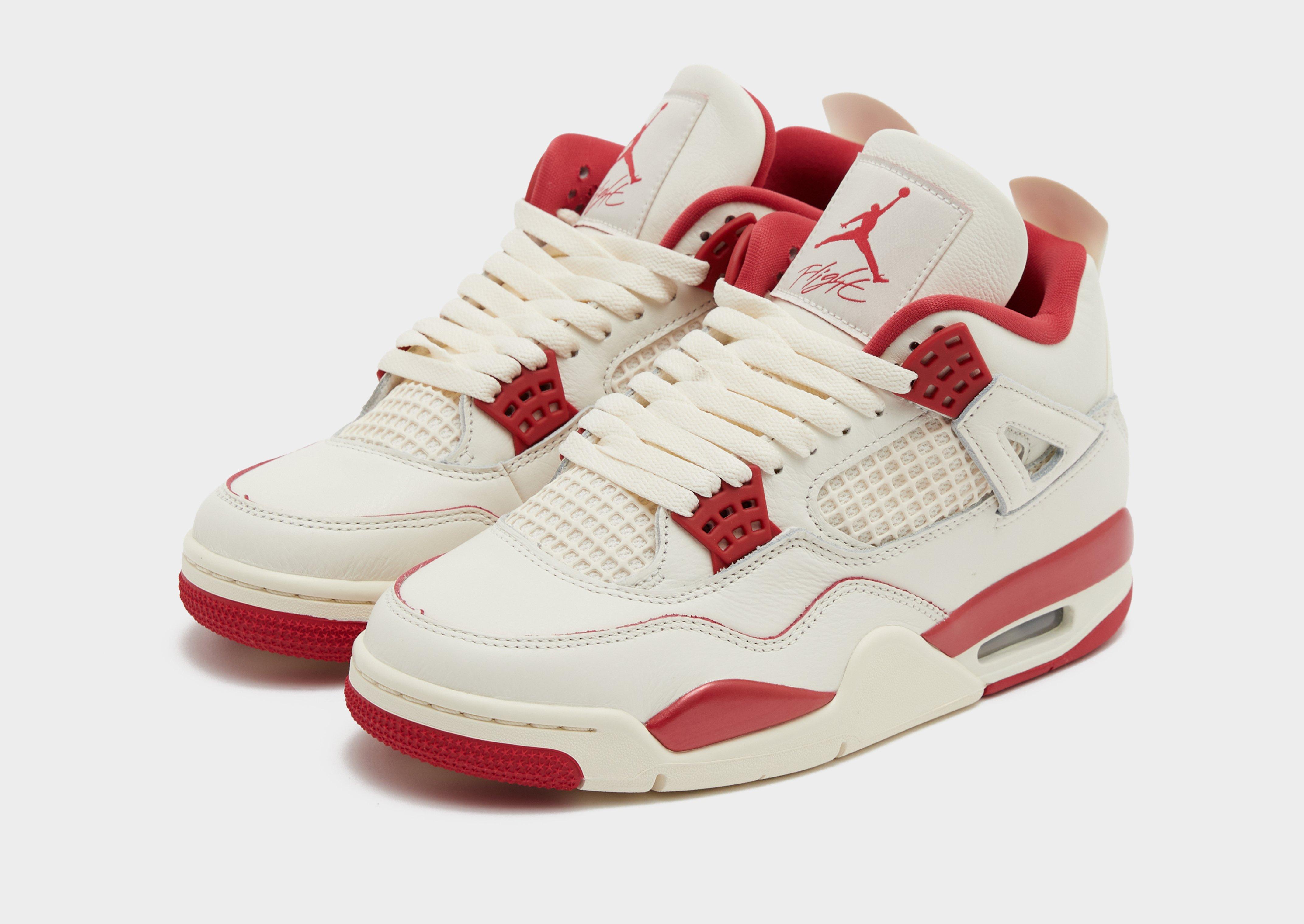 Dámske tenisky WMNS AIR JORDAN 4 RETRO HV0823-108 Béžová