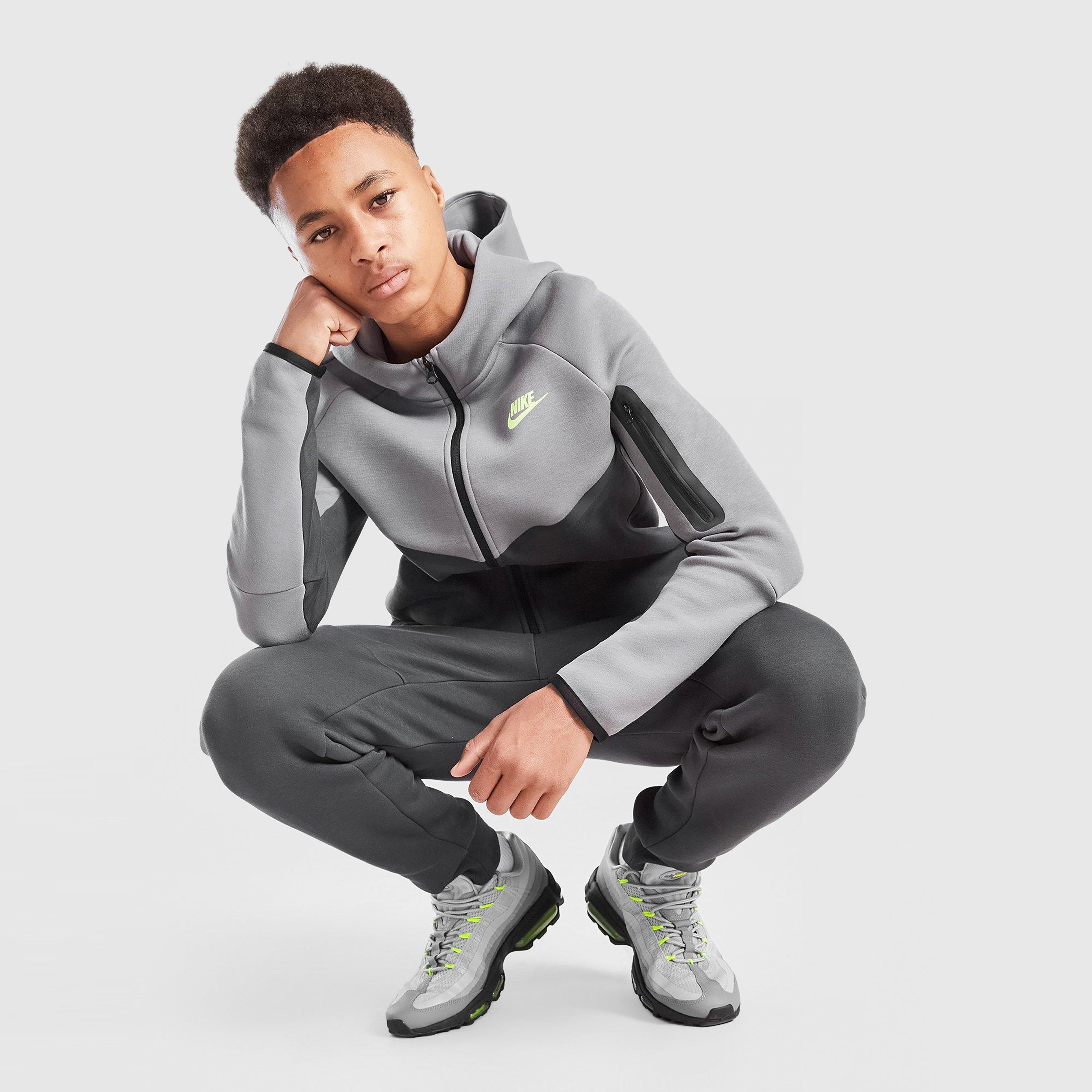 Дитячі кофти NIKE КОФТА B NSW TCH FLC FZ - PD