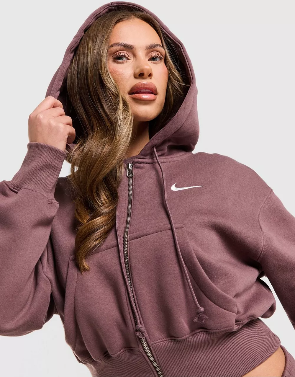NIKE КОФТА НА БЛИСКАВЦІ З КАПЮШОНОМ   W NSW PHNX FLC CRP, фото 1 з 6