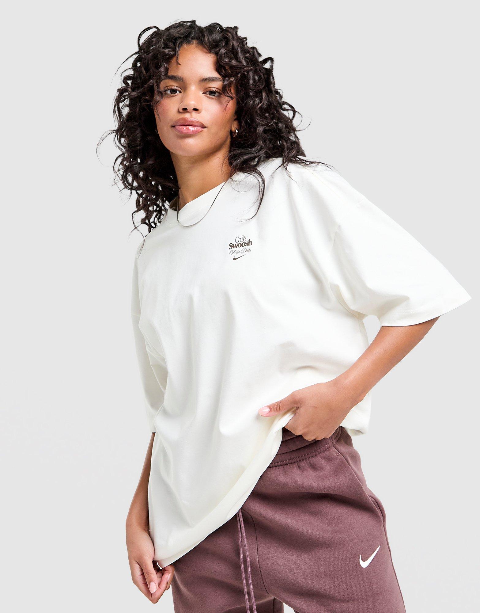 Koszulka, t-shirt damski NIKE T-SHIRT W NSW CLASSIC SS TEE ENERGY IQ1091-133 Beżowy