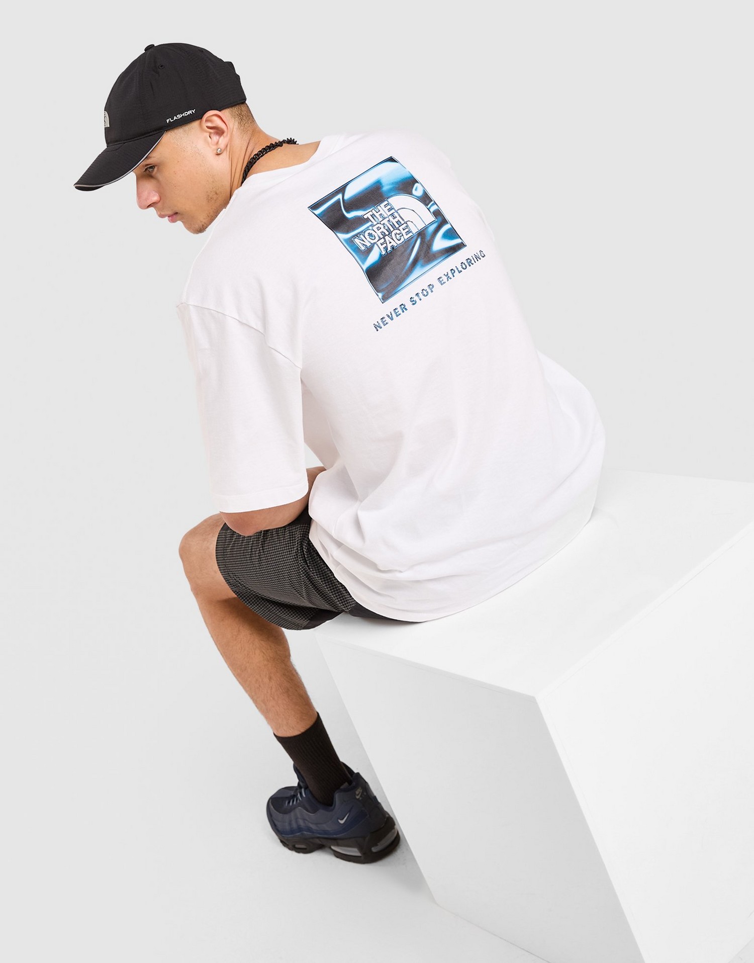 The North Face T-Shirt M Liquid Box Nse Oversize