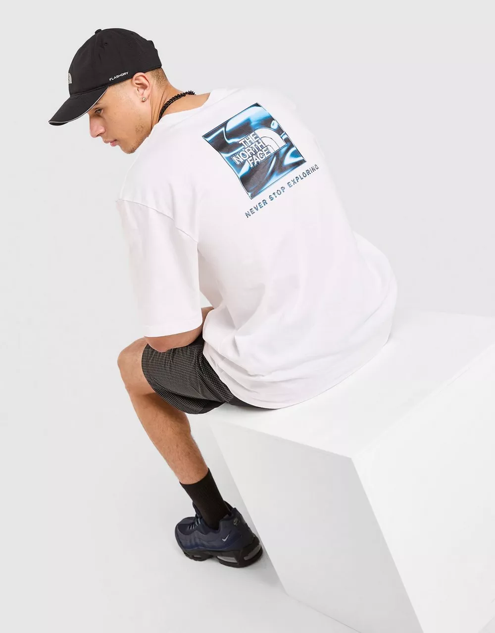 THE NORTH FACE ФУТБОЛКА M LIQUID BOX NSE OVERSIZE, фото 1 з 6