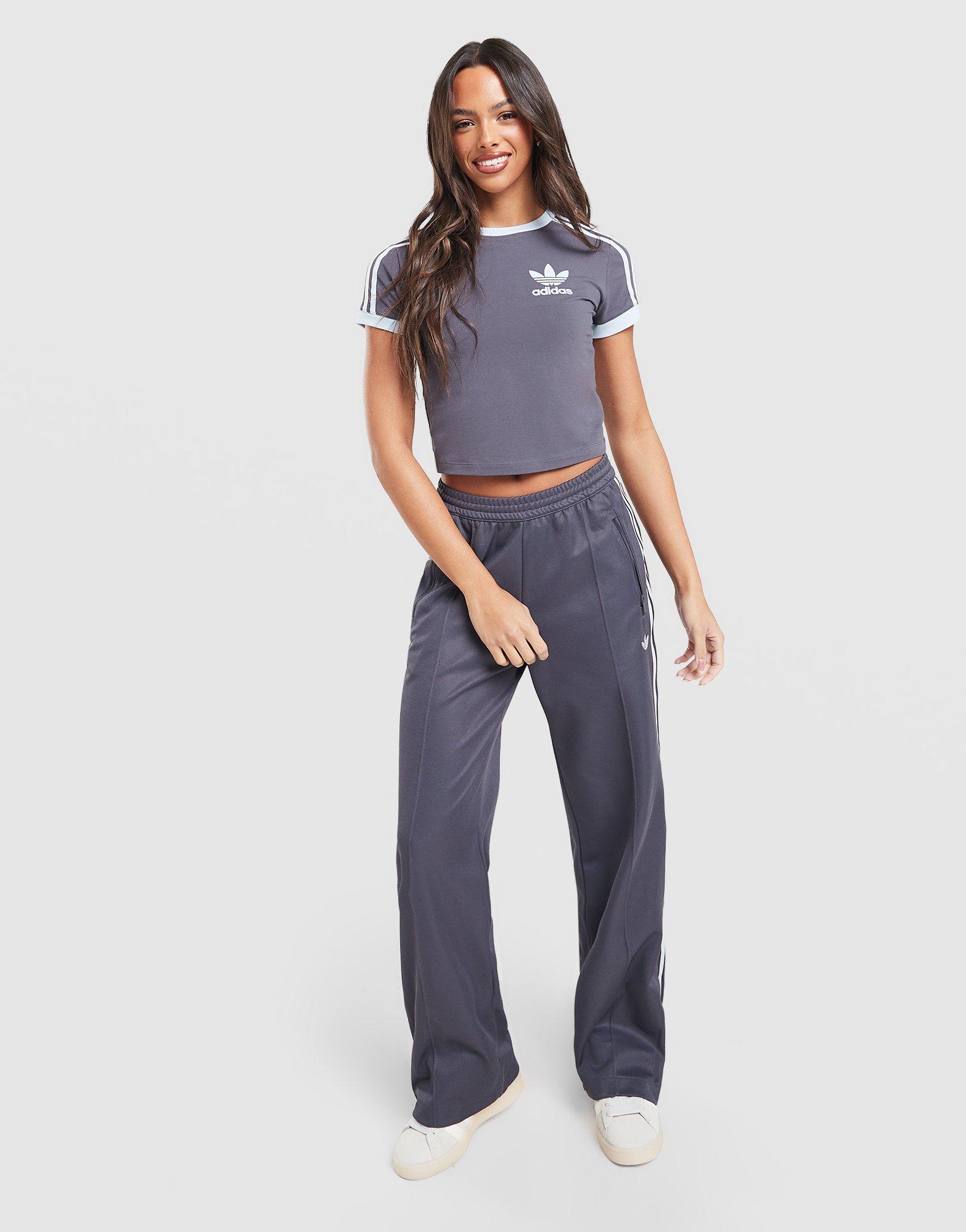 Жіночі футболки ADIDAS ФУТБОЛКА BABY TEE KQ8311 Сірий