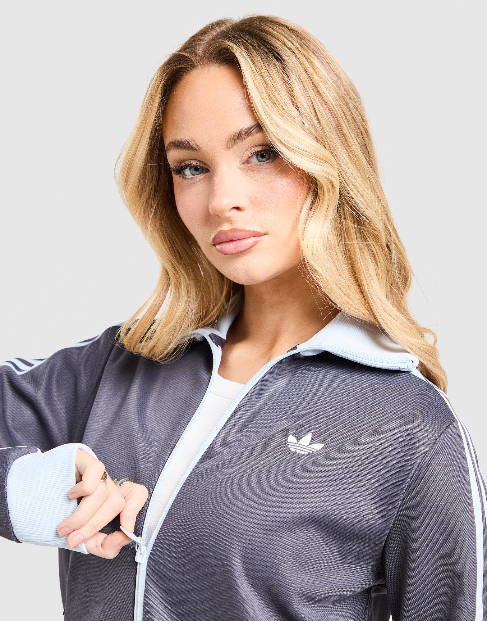 Дамска блуза ADIDAS СУИТЧЪР СЪС ЗАКОПЧАВАНЕ CLASSIC TT KR6016 Сив