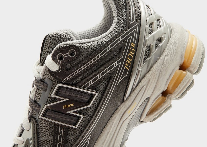 New Balance 1906