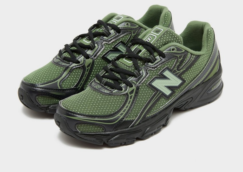 New Balance 740