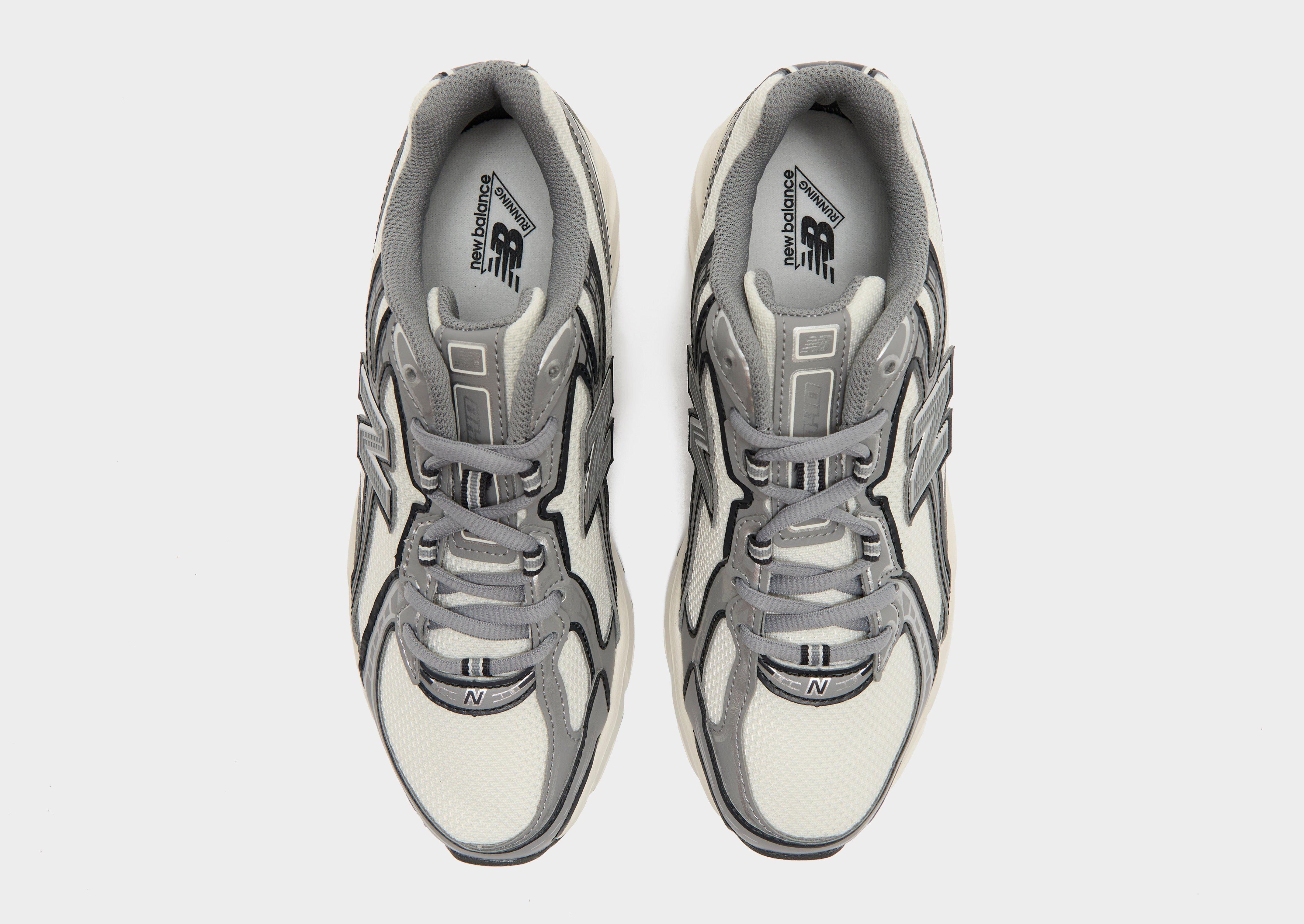 New Balance 740