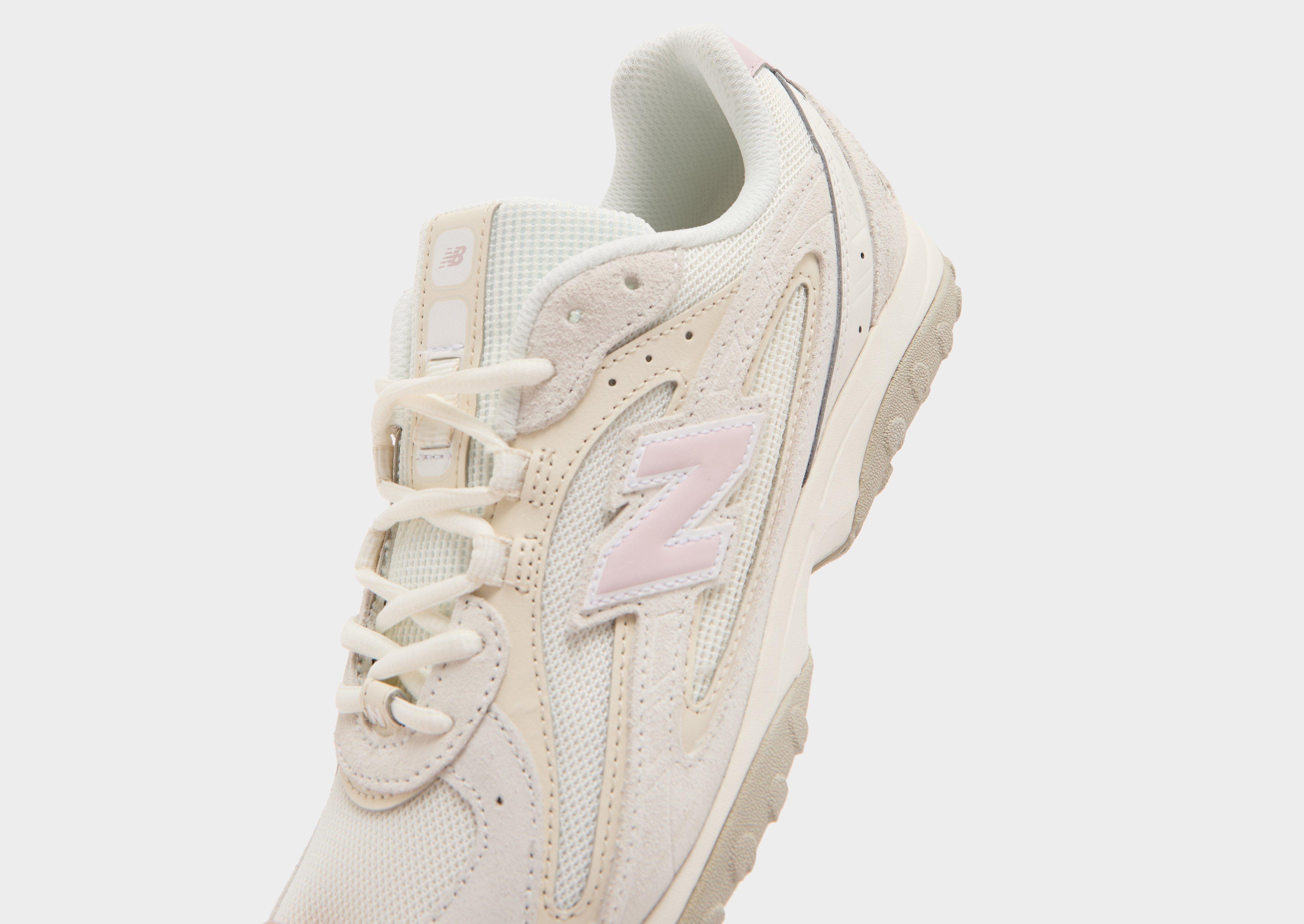 New Balance 204L