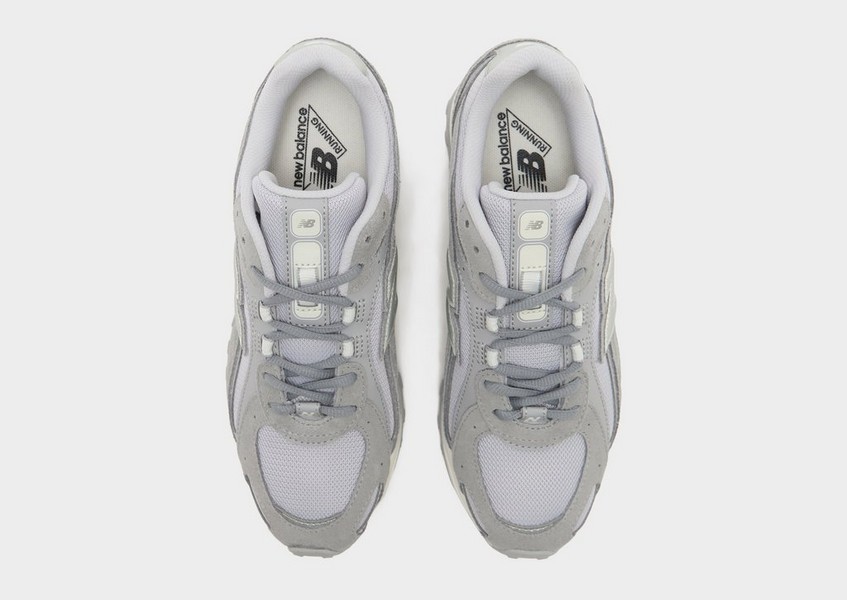 New Balance 204L