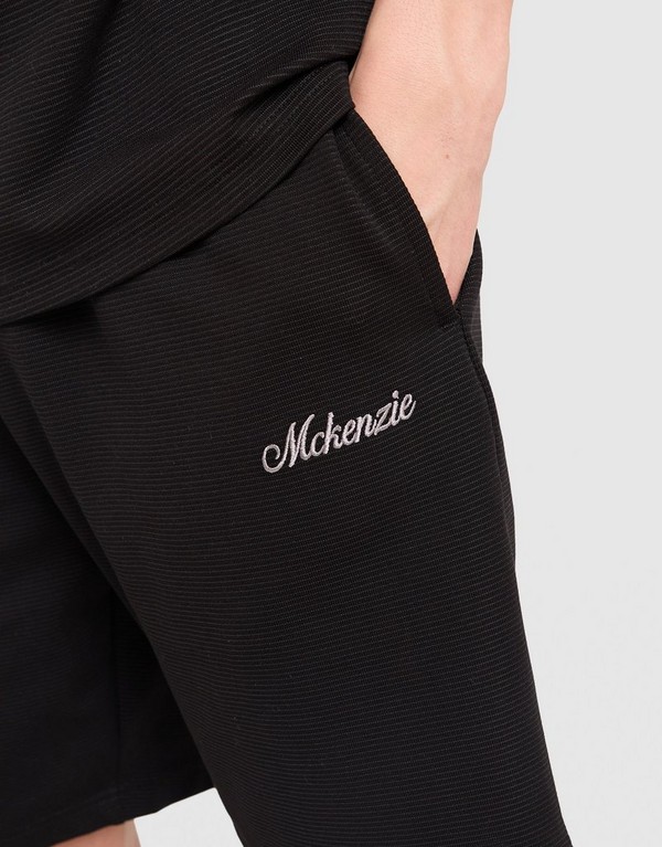 Mckenzie Šortky Pismo Sht Blk-Blk