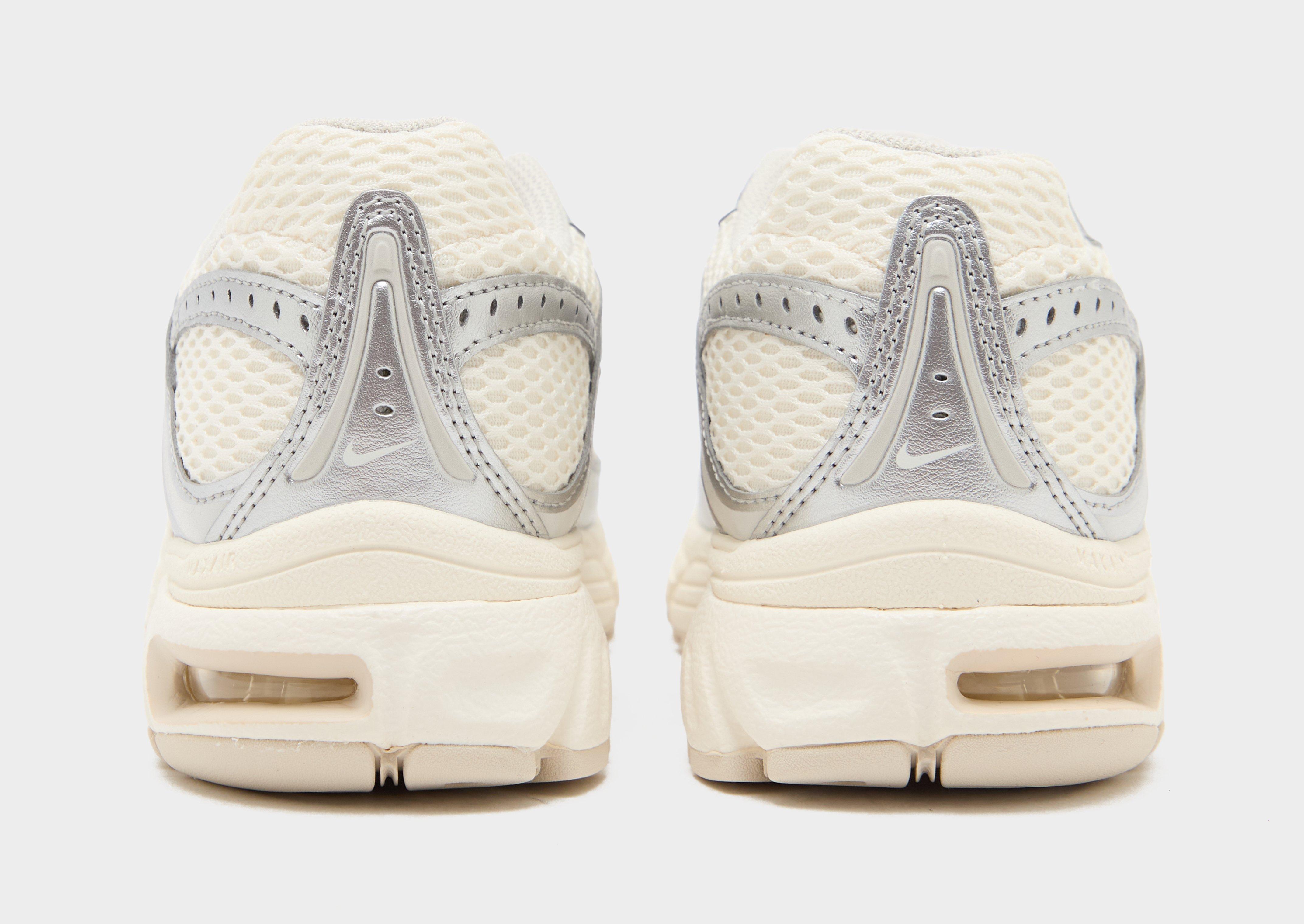 W Nike Air Max Moto 2K