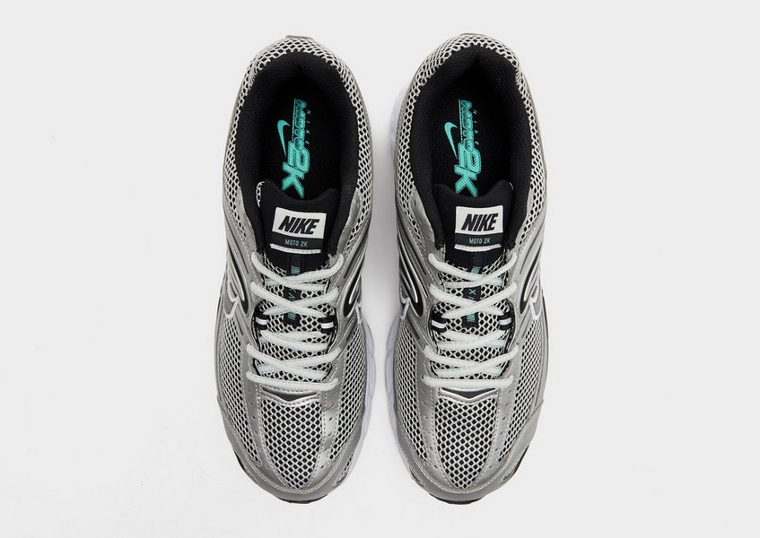 Nike Air Max Moto 2K