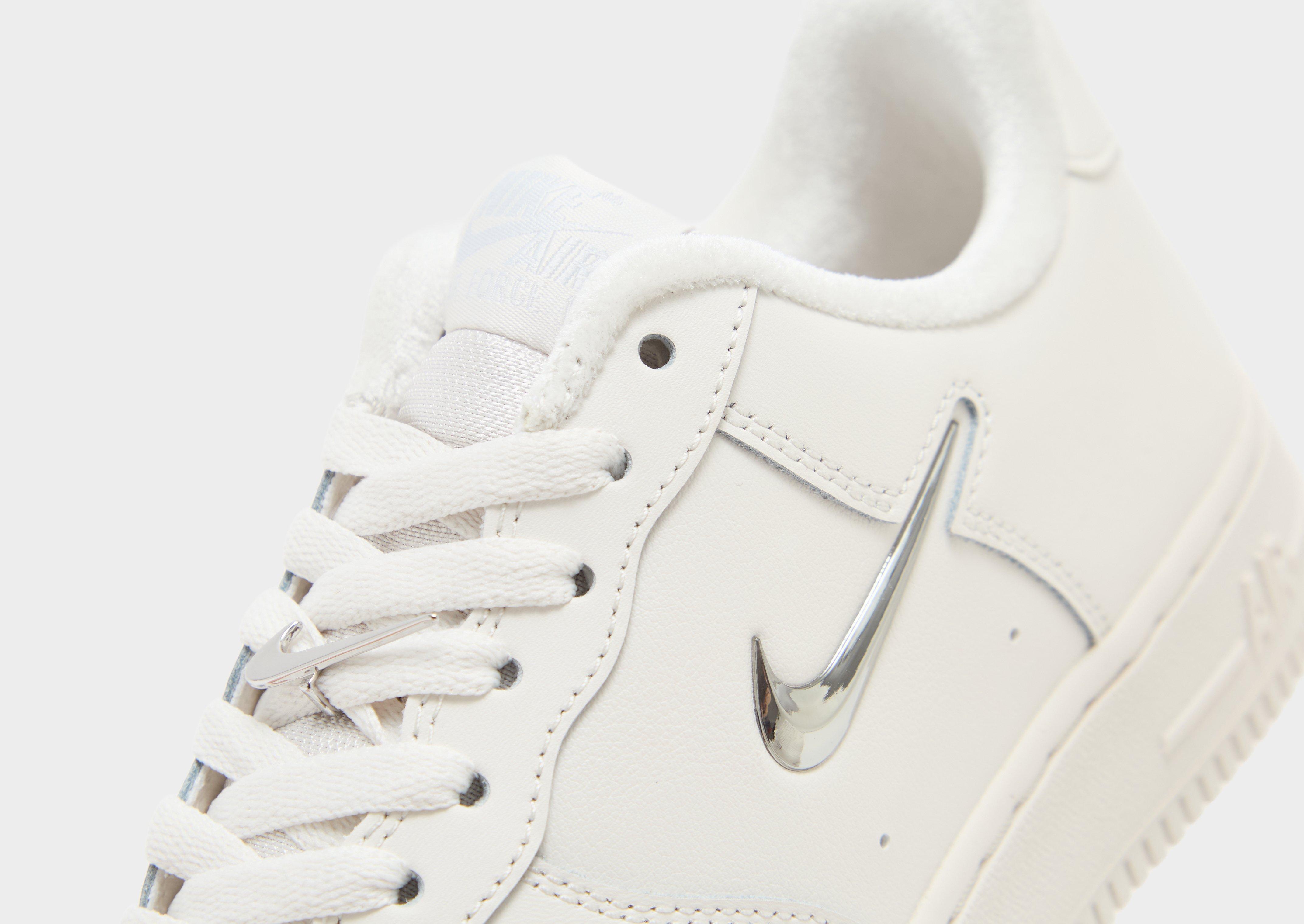 Nike Wmns Air Force 1 '07
