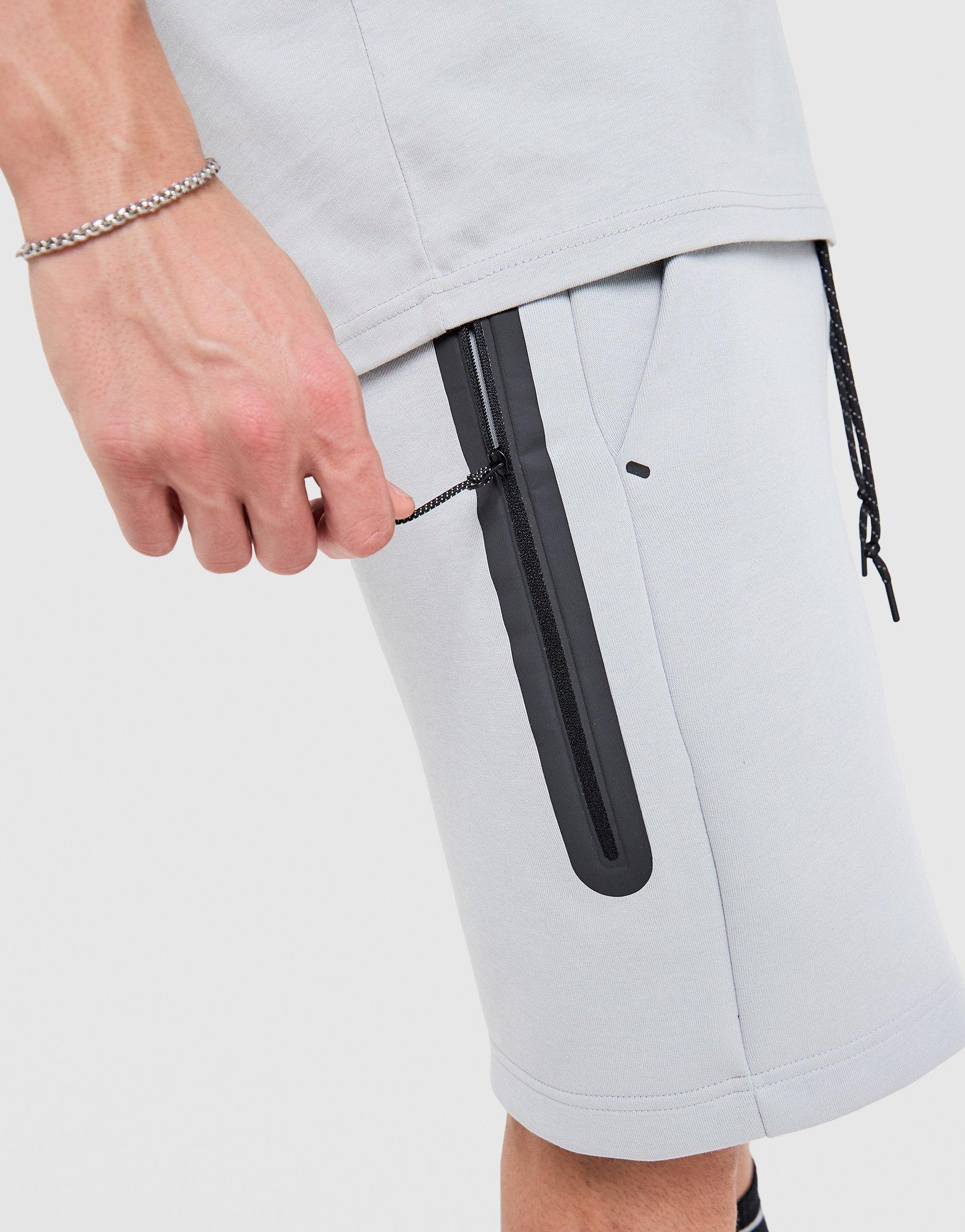 Nike Šortky  Tech Fleece