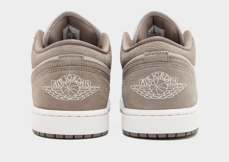 AIR JORDAN 1 LOW Sneakers Bărbați Bej IU7552-040 • JD Sports
