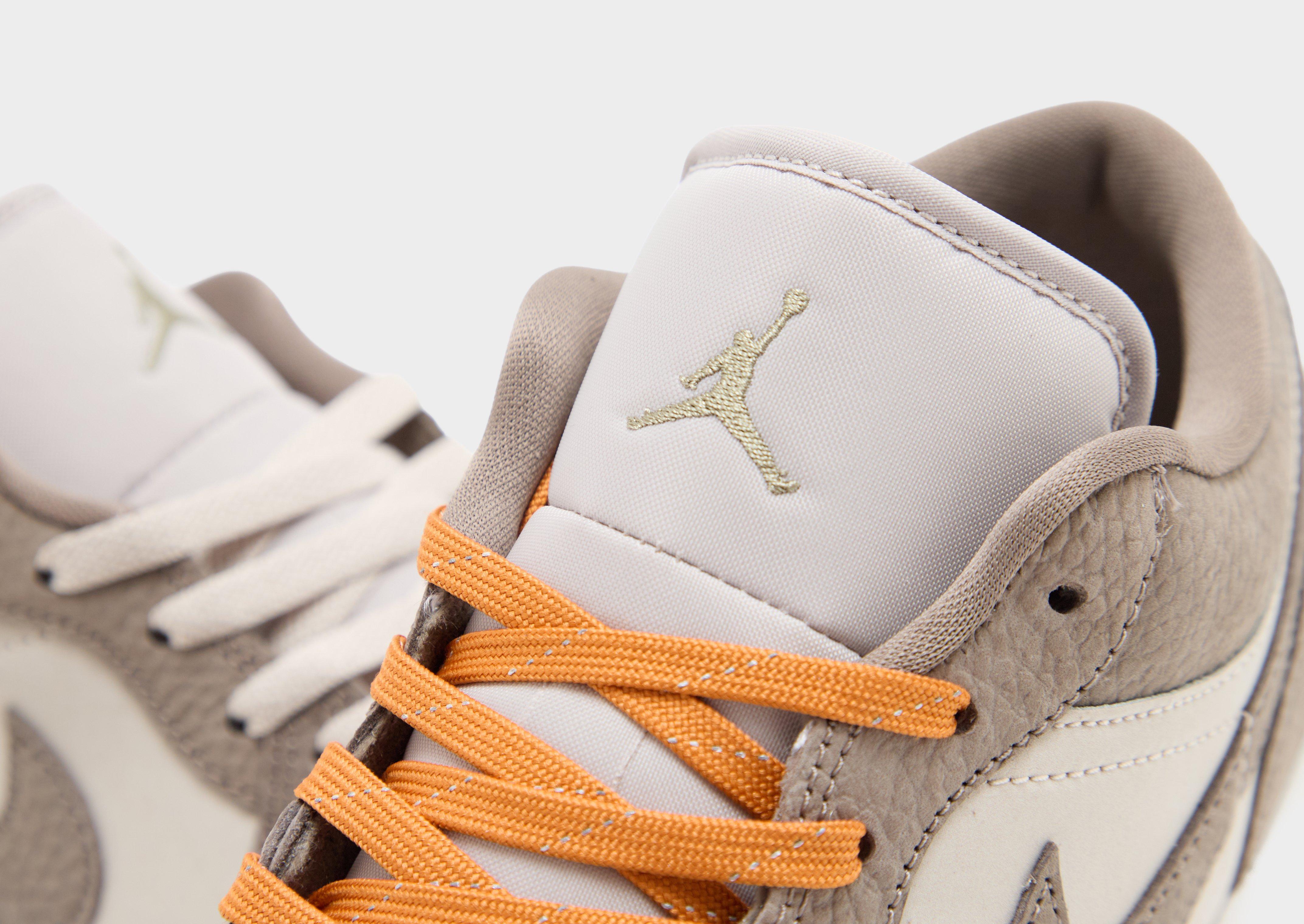 Air Jordan 1 Low